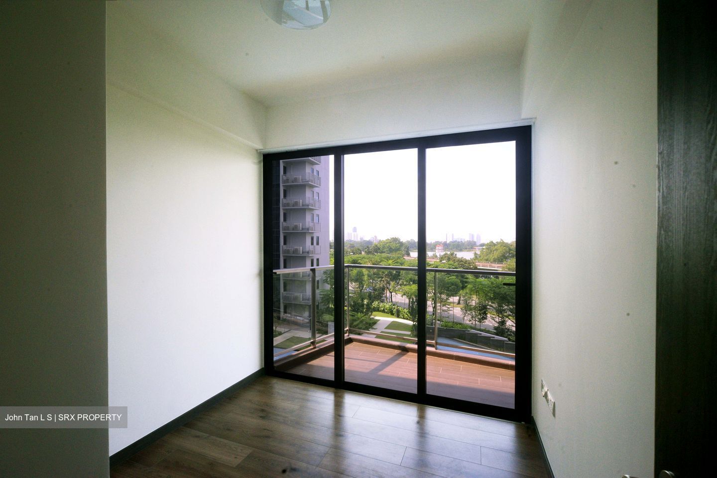 Lake Grande (D22), Condominium #573073951